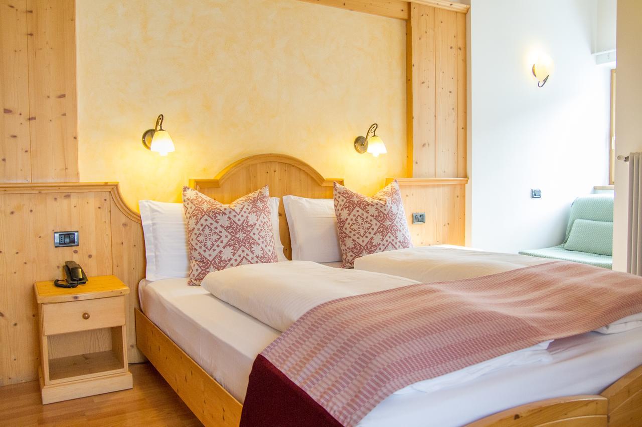 Hotel Genzianella Ziano di Fiemme Kültér fotó